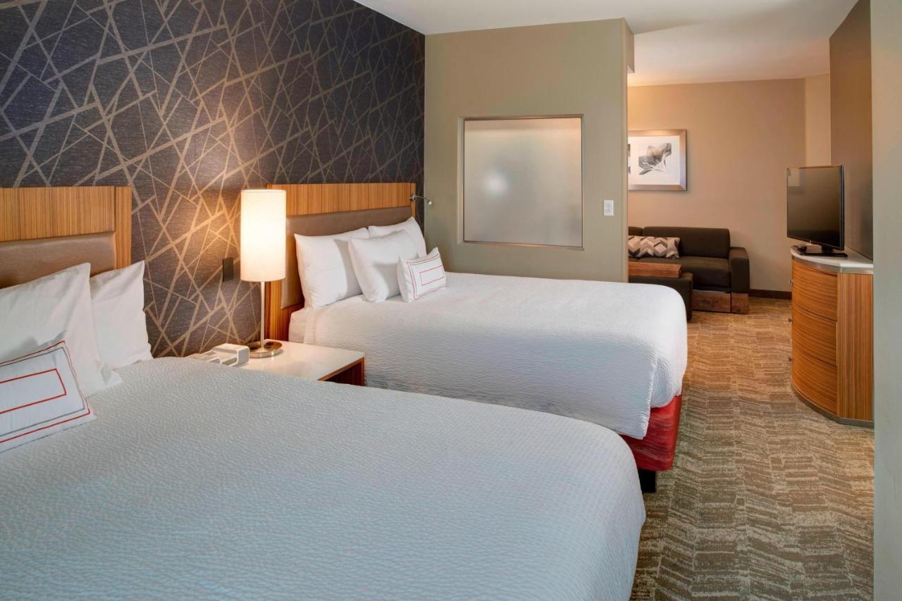 Springhill Suites St. Louis Брентвуд Экстерьер фото