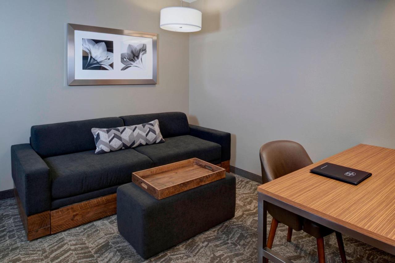 Springhill Suites St. Louis Брентвуд Экстерьер фото