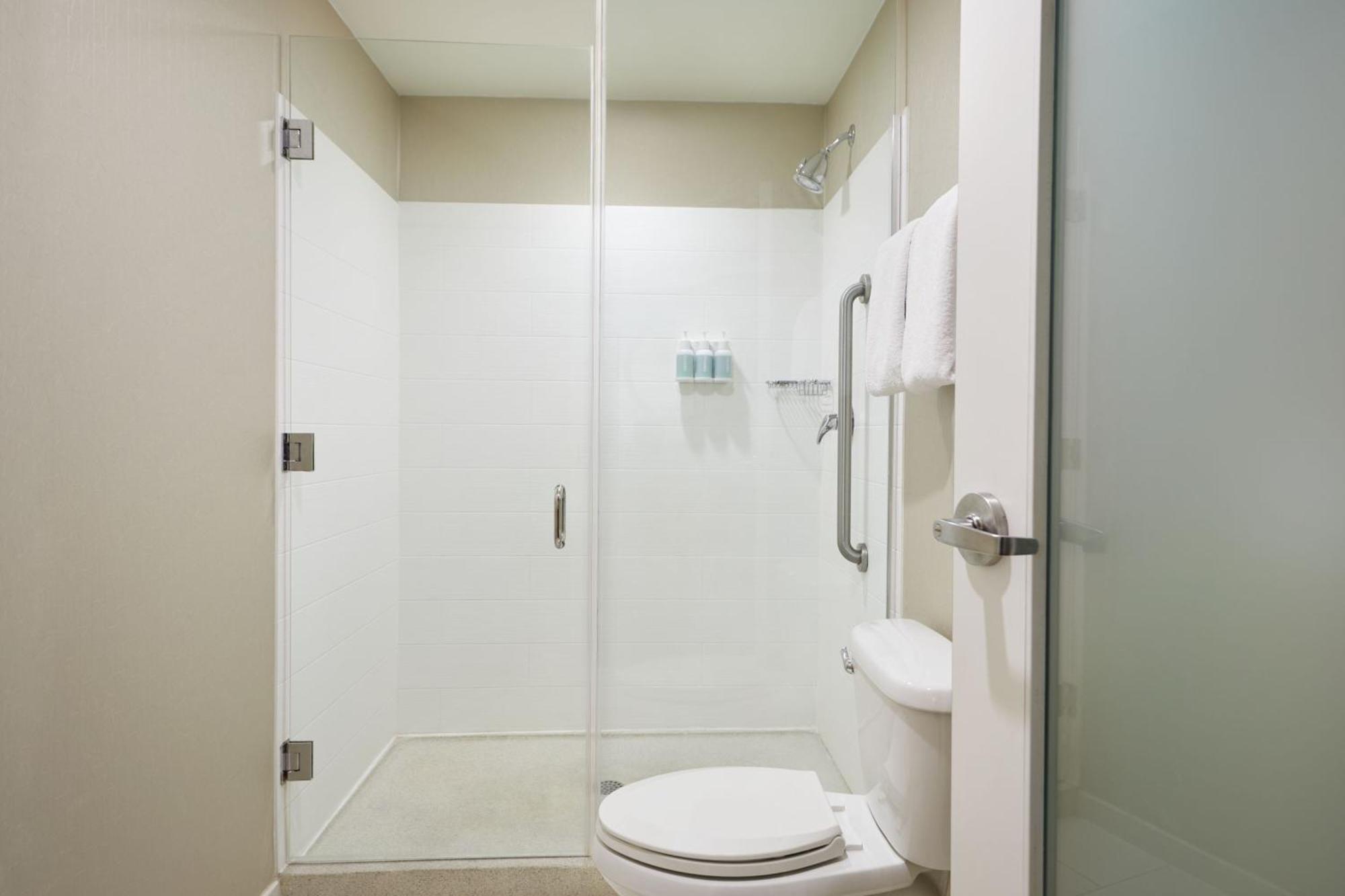 Springhill Suites St. Louis Брентвуд Экстерьер фото