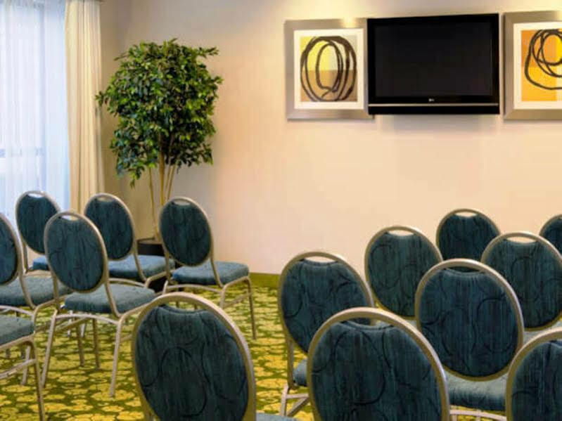 Springhill Suites St. Louis Брентвуд Экстерьер фото